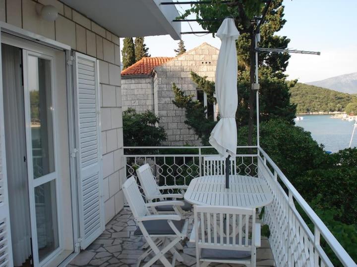 Apartments Luka コルチュラ エクステリア 写真