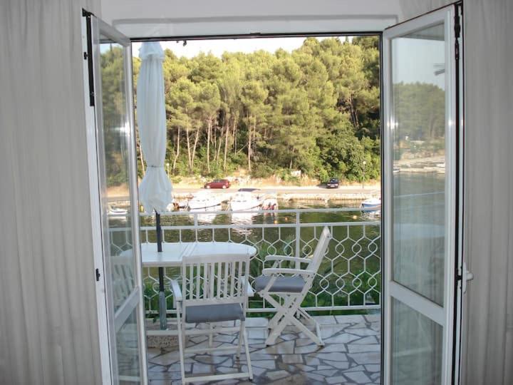 Apartments Luka コルチュラ エクステリア 写真